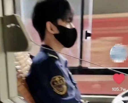 贵阳26路公交帅哥司机是什么事件？